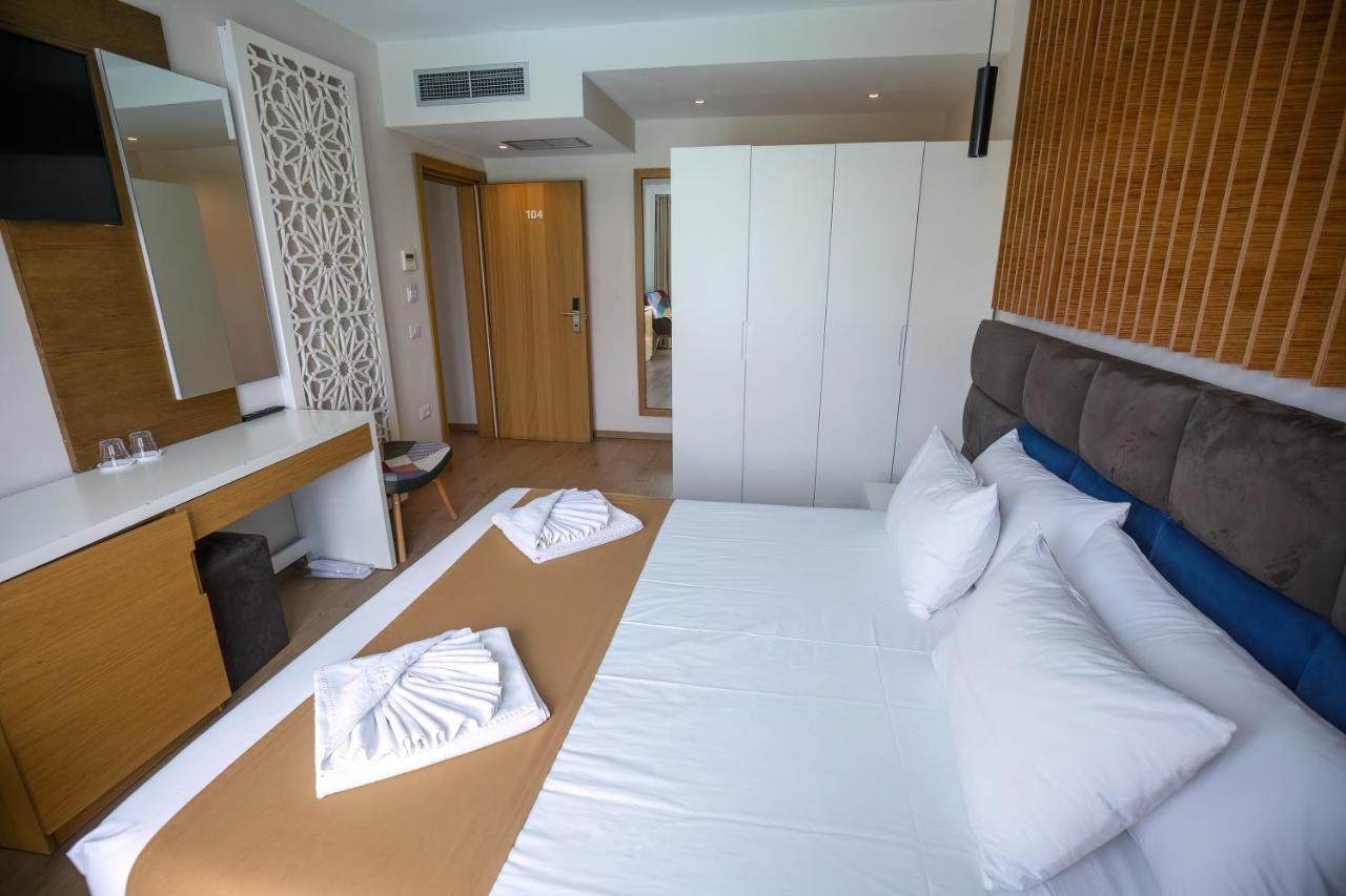 Vinea Resort Durres Bagian luar foto