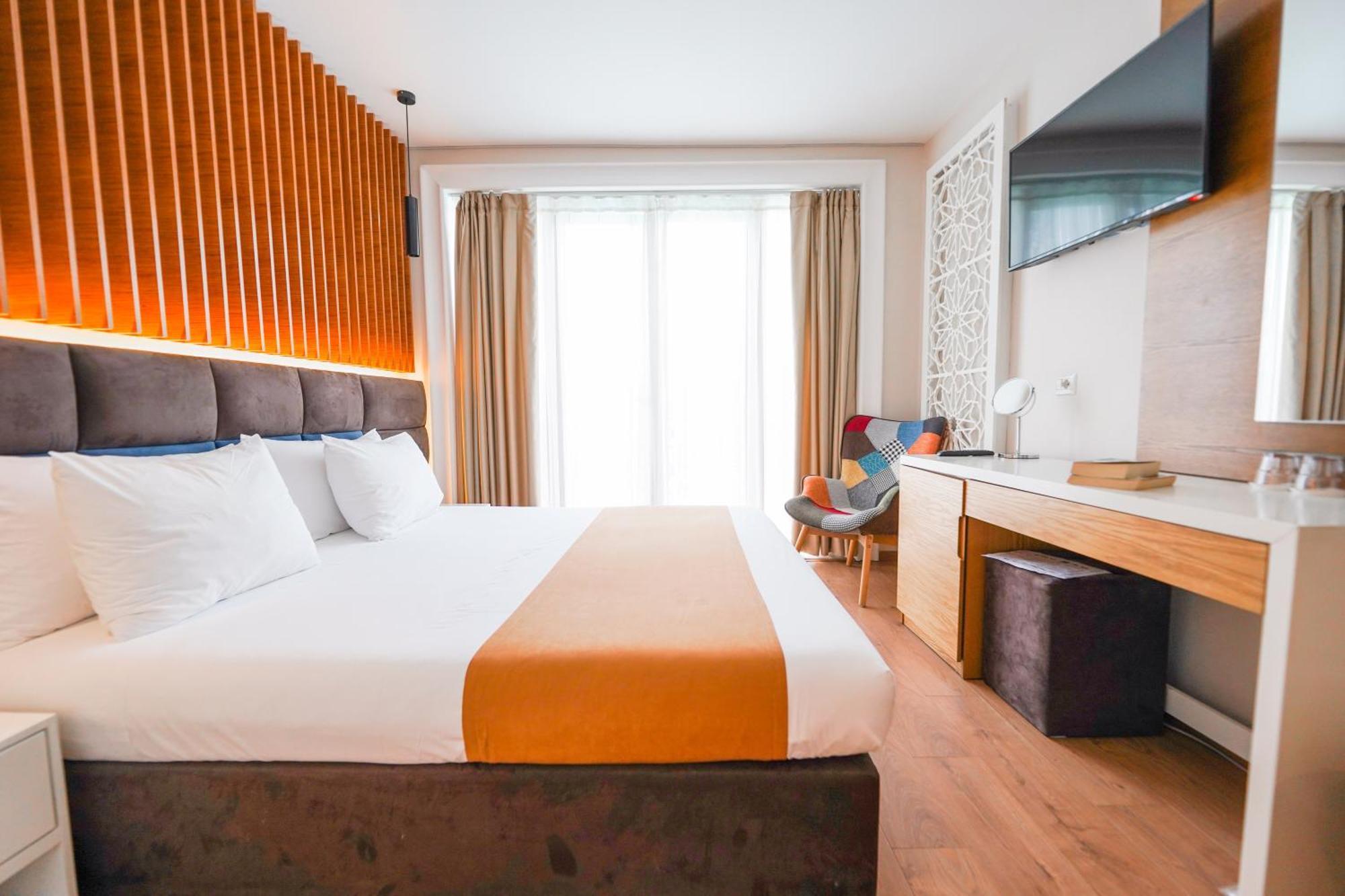 Vinea Resort Durres Bagian luar foto